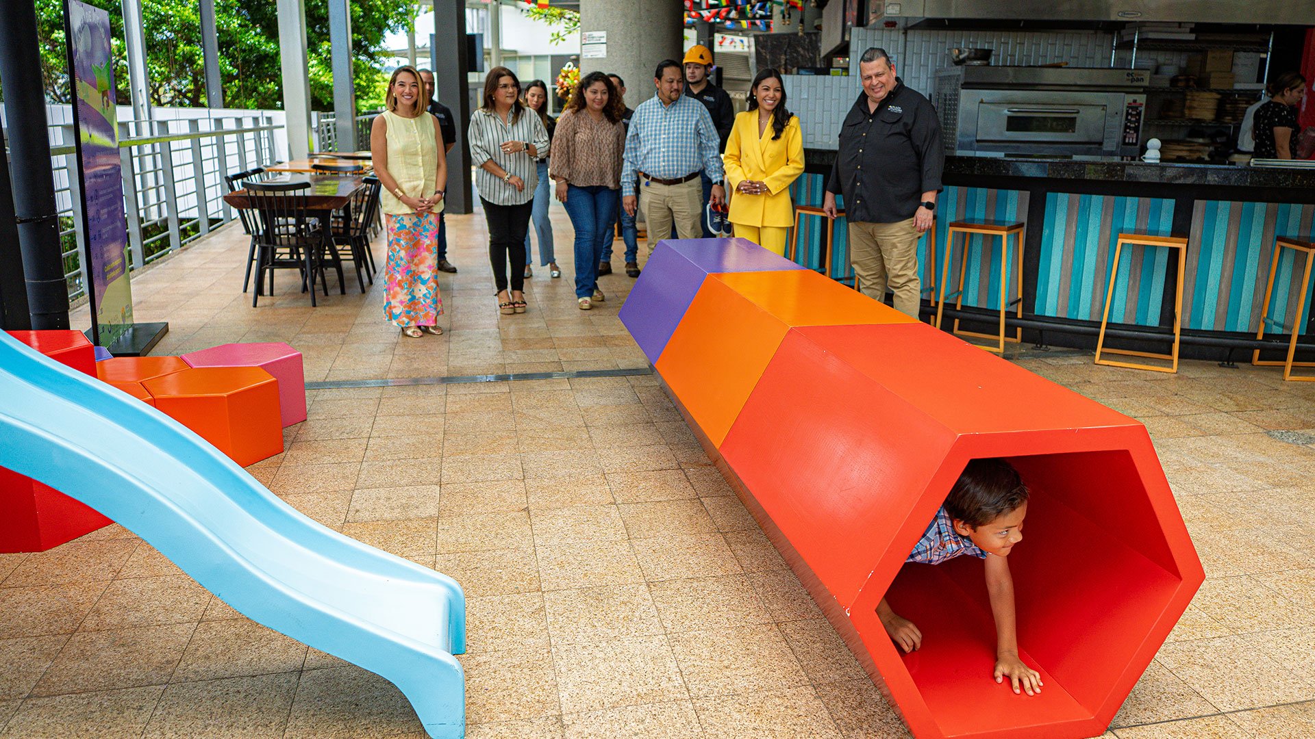 plaza-futura-family-friendly-3