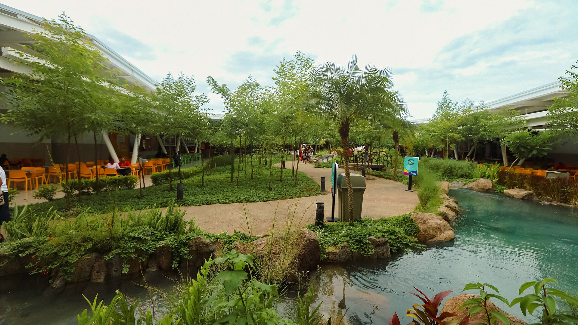 plaza mundo usulutan